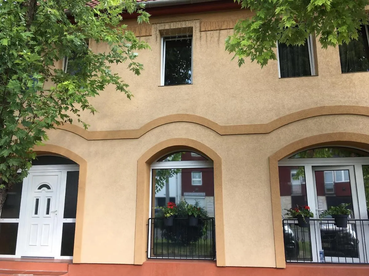 Egerház Vendégház Homestay szállás Eger